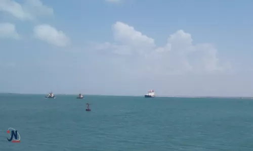 Three fuel ships unloaded in the port of Hodeidah