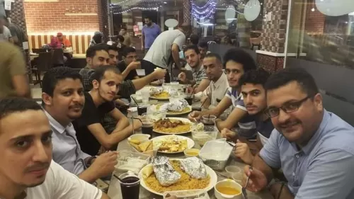 طقوس وأجواء تذكر باليمن.. رمضان واليمنيون في ماليزيا