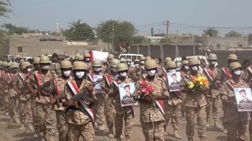 بالفيديو: تشييع مهيب لشهيد الجمهورية العميد محمد على سويد في المخا