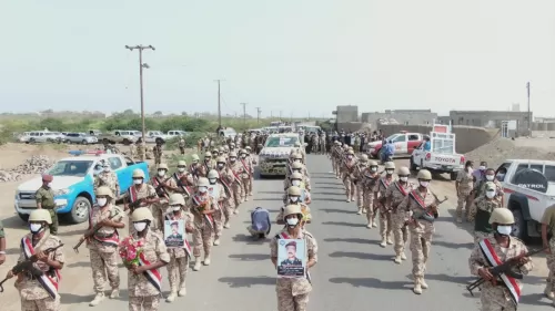 بالفيديو: تشييع مهيب لشهيد الجمهورية العميد محمد على سويد في المخا