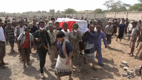 بالفيديو: تشييع مهيب لشهيد الجمهورية العميد محمد على سويد في المخا