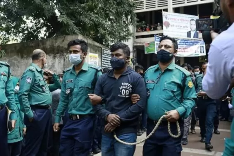 بنغلادش.. الإعدام لـ20 طالباً أدينوا بقتل شاب انتقد الحكومة