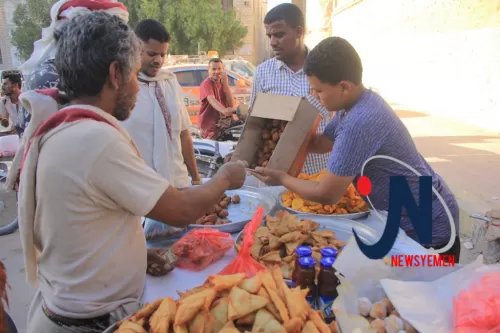 السمبوسة والباجيا والفجل أسياد مائدة الإفطار الحضرمية في رمضان